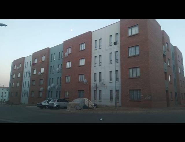 2 BEDROOM APARTMENT FOR SALE IN FLEURHOF